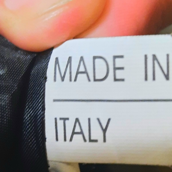 Armani Collezioni Italia men's leather jacket size M - Picture 9 of 10